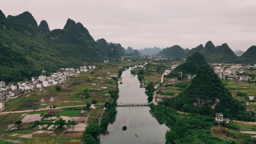 成都陽朔游必去景點旅游攻略_成都到陽朔自駕_成都陽朔旅游攻略必去景點